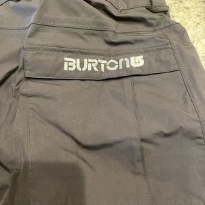 BURTON SKI OR BOARD PANTS ADJUSTABLE WAIST USED 2 DAYS LIKE NEW WAIST 40